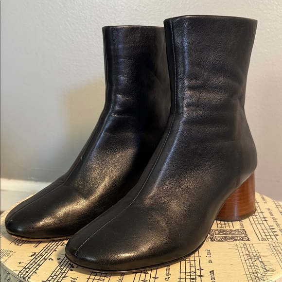 Mansur Gavriel Shoes - Mansur Gavriel Glove Boots Black Lambskin Leather SZ 7